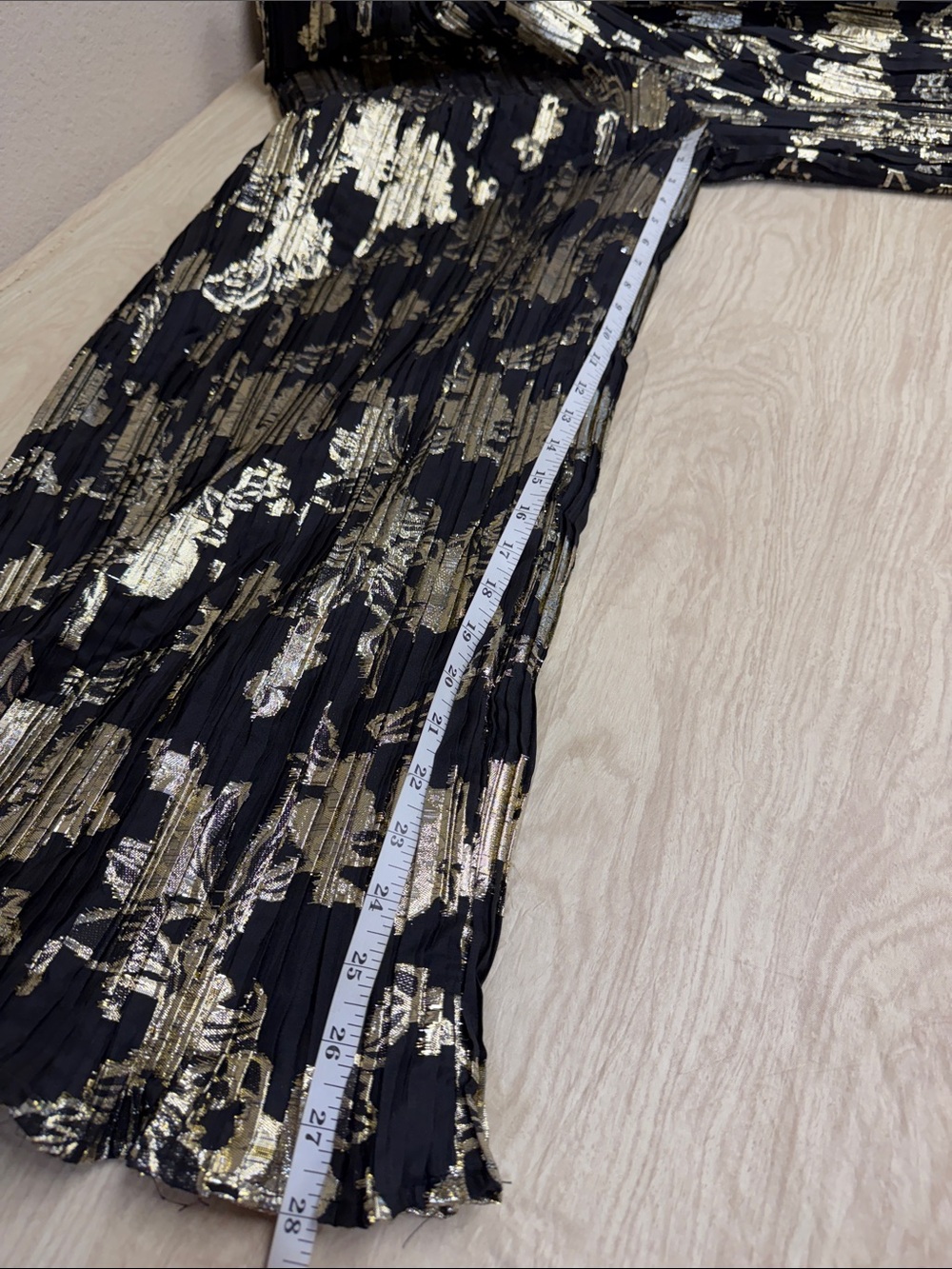 HUTCH MABEL FOIL PLEATED JUMPSUIT - XS - Picture 8 of 8
